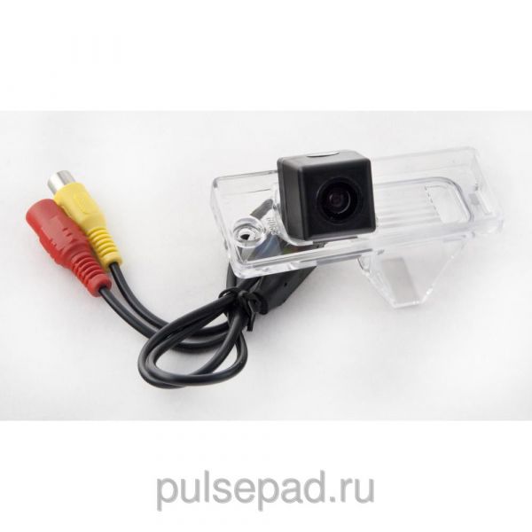 Камера заднего вида iDial CCD-148 Hyunday Santa Fe NEW, Azera