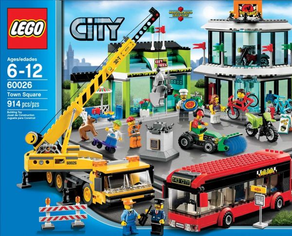 Пластмассовый конструктор LEGO City Городская площадь (60026)