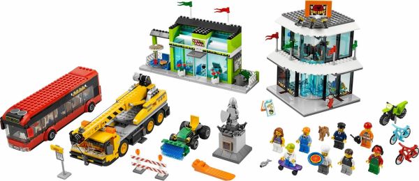 Пластмассовый конструктор LEGO City Городская площадь (60026)