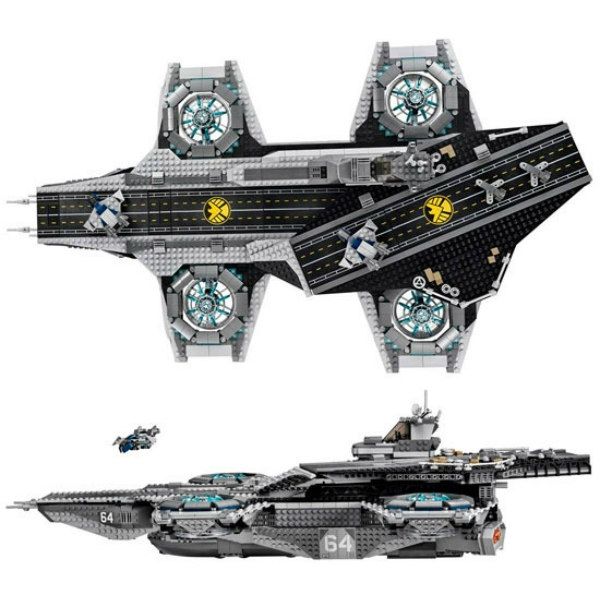 Пластиковый конструктор LEGO Авианосец Мстителей (76042)