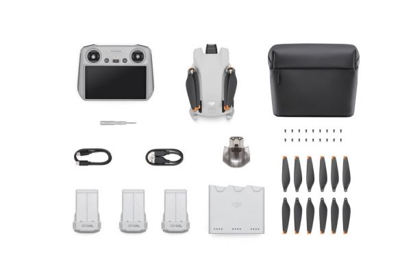 Квадрокоптер DJI Mini 3 with DJI RC Remote Fly More Combo (CP.MA.00000613.01)