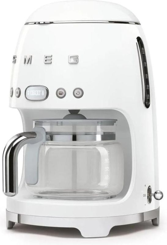 Крапельна кавоварка SMEG DCF02WHEU