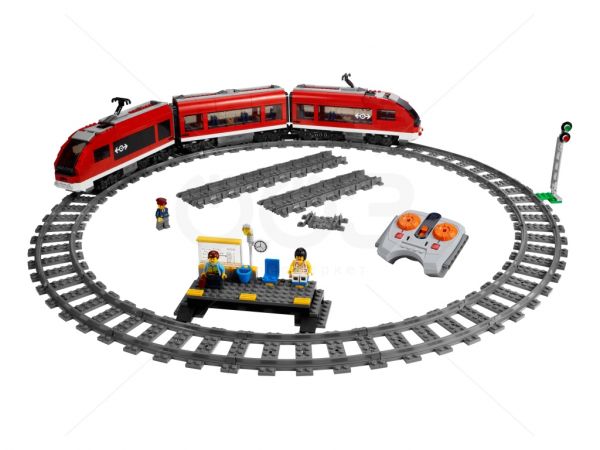 Пластмассовый конструктор LEGO City Пассажирский поезд 7938