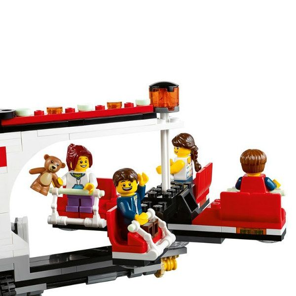 Пластмассовый конструктор LEGO Creator Карусель (10244)