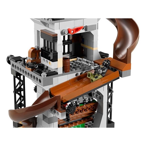 LEGO Ninja Turtles Нападение на логово черепашек (79117)