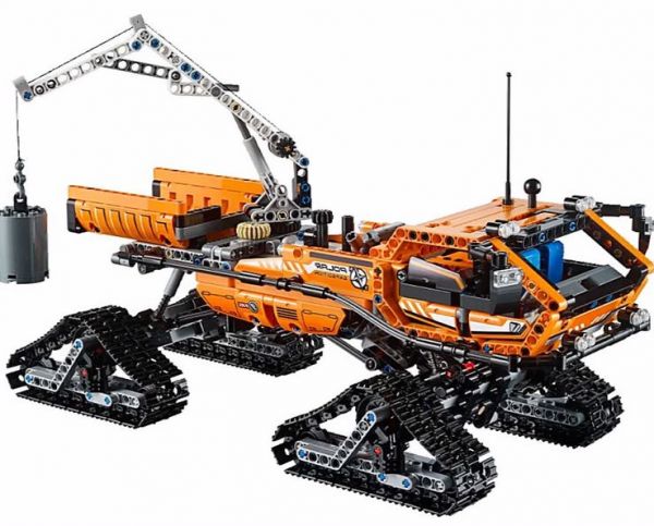 Пластиковый конструктор LEGO Technic Арктический грузовик (42038)