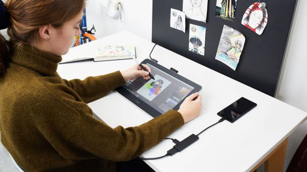 Монітор-планшет Wacom One 13 (DTC133W0B)