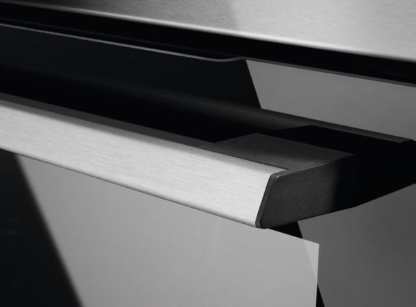 Духовка електрична Electrolux EOE8P31V