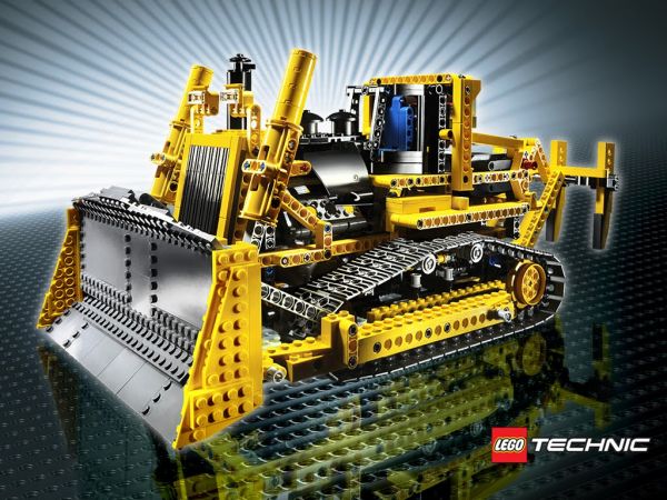 Авто-конструктор LEGO Technic Бульдозер (42028)