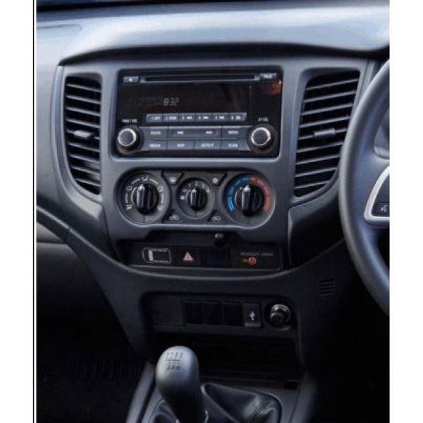 Рамка переходная Carav 11-637 Mitsubishi L200/Pajero Sport 2015+ 2D
