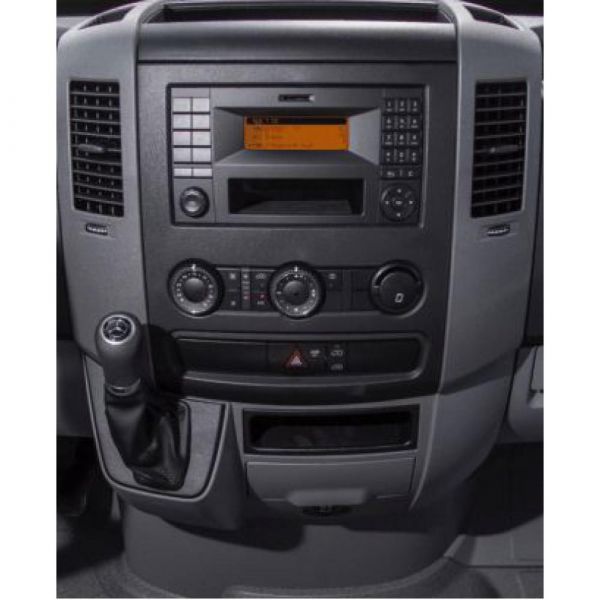 Рамка Carav 11-714 Mercedes Sprinter (W906) 2006+ / VW Crafter 2006+