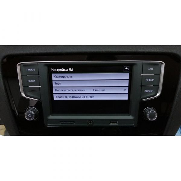 Штатная магнитола RCD-330 MQB Skoda Octavia A7