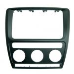 Рамка переходная AWM 781-08-113 Skoda Octavia 2004-2013 ( for Auto Air-Cond)