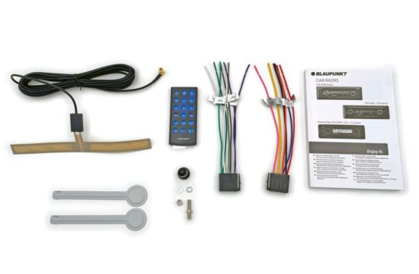 Медіа ресивер Blaupunkt Dubai 324 DAB BT